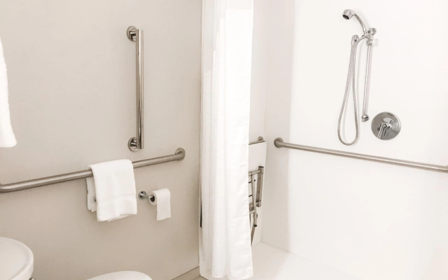 Holiday Inn Express Statesboro by IHG