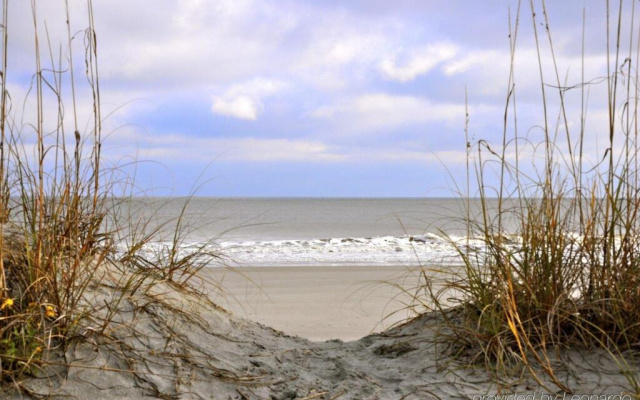 Holiday Inn Charleston-On The Beach