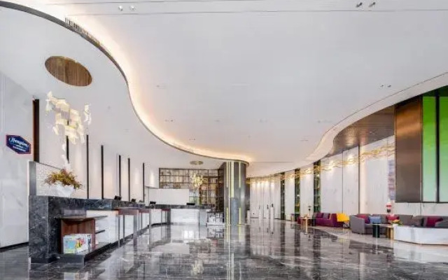 Hampton by Hilton Tianjin Haijiao Park National Convention and Exhibition Center