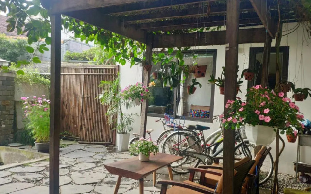 Mimi House