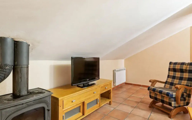 Elegant Apartment in Sierra de Gúdar With Fireplace