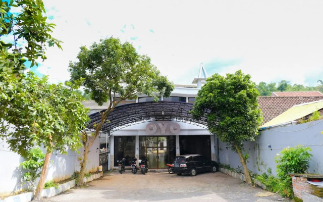 OYO 421 Alianda Guest House Syariah