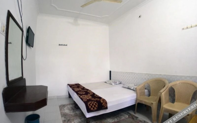 Shree Ram Tourist Home