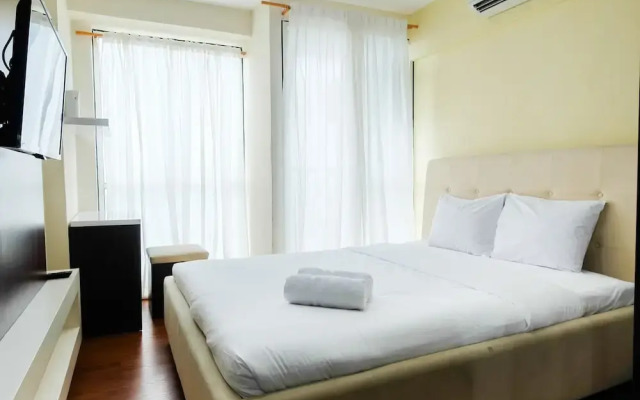 Comfy Studio Tifolia Apartment