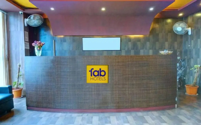 Fabhotel Shreyas Inn