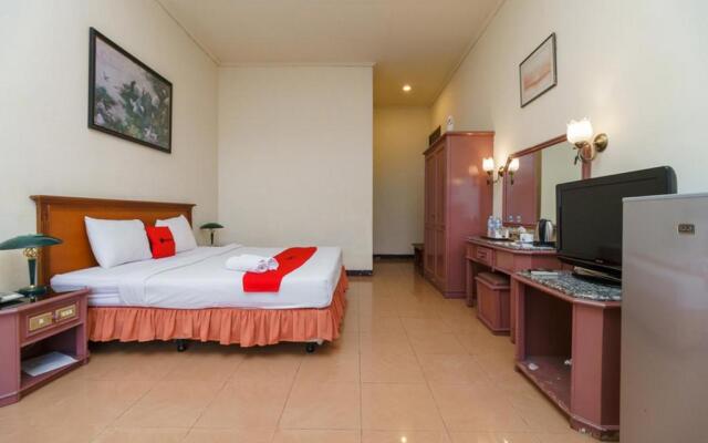 RedDoorz near Transmart Pangkal Pinang