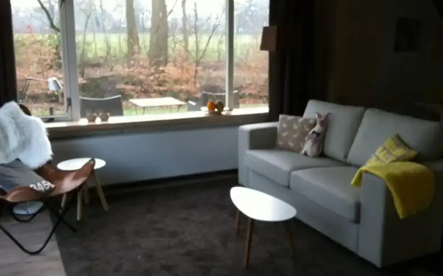 Attractive Holiday Home with Large Garden near Zwolle