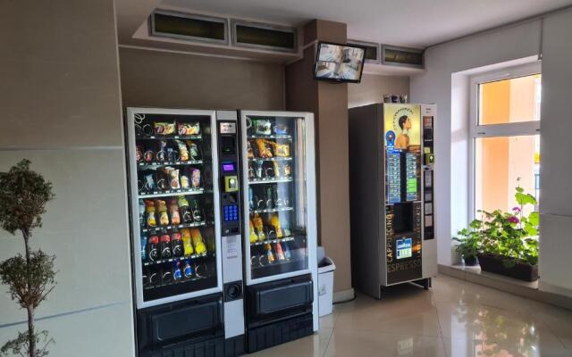 Luxury Mall Apartment 9