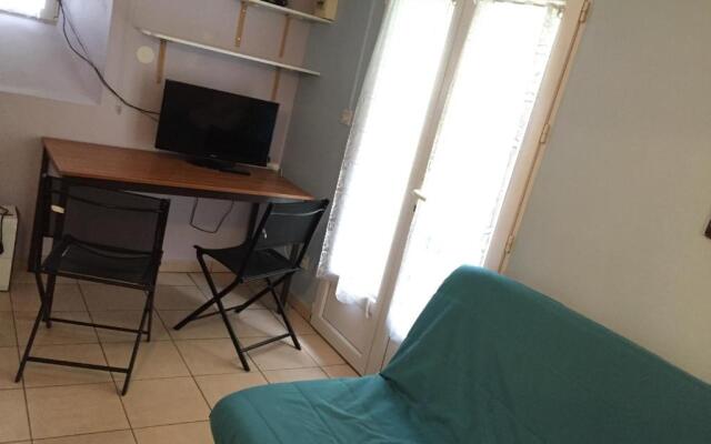 Charmant Studio Équipé Proche Paris et Versailles