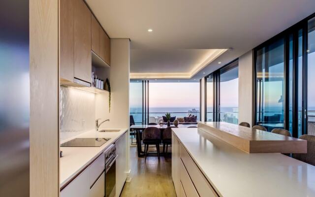 Penthouse in Sea Point With Unbelievable Views Attique Vue