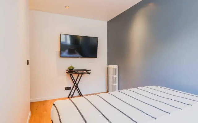 Elegant Apartment - 2br/6p - Canal St Martin
