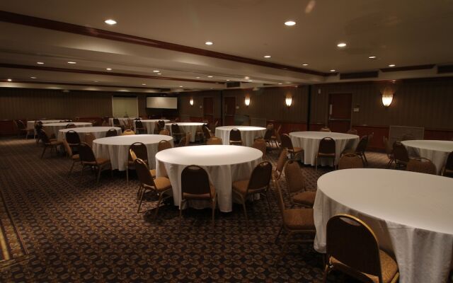 Gateway Hotel Dallas