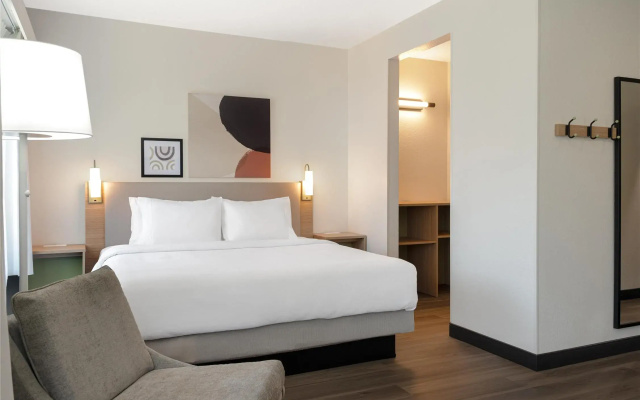 Spark by Hilton Wilmington