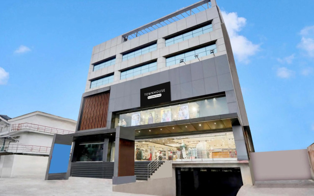 Super OYO Capital O 49955 Hotel Green Tree