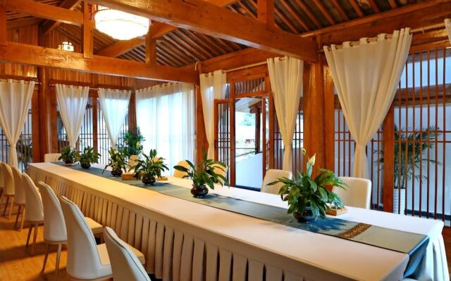 Ling Jing Boutique Inn