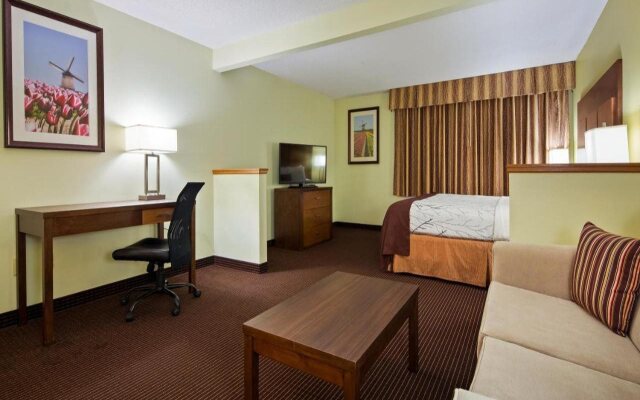 White Pines Inn & Suites