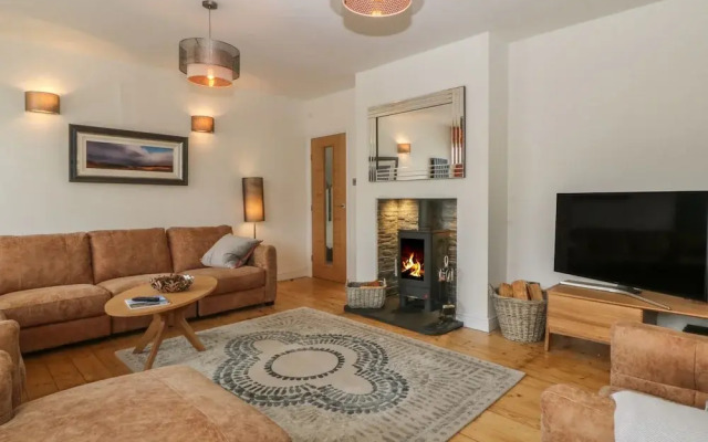 Haul A Gwynt, Pwllheli