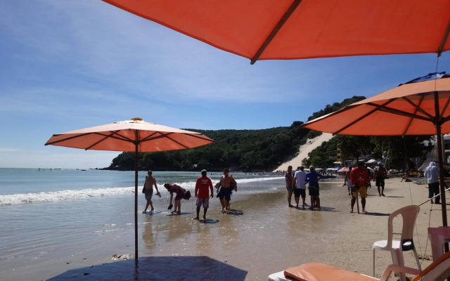 Conforto e melhor vista - 100 metros da praia