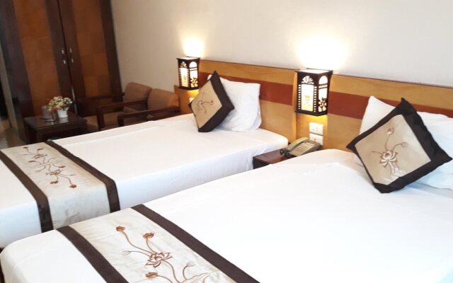 Hanoi Street Hotel