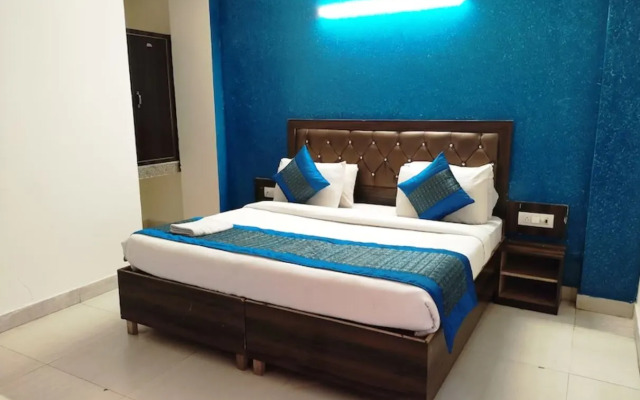 River Front Hotel Delhi