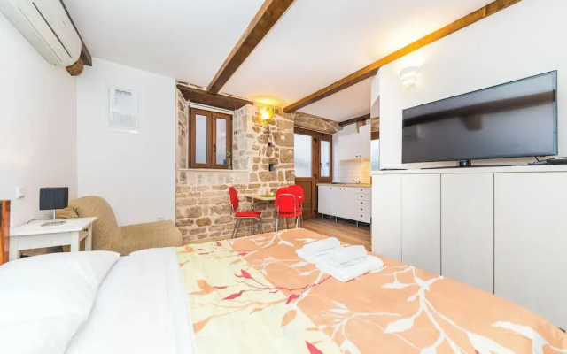 Studio Apartment First Vestibul, Heart Of Split