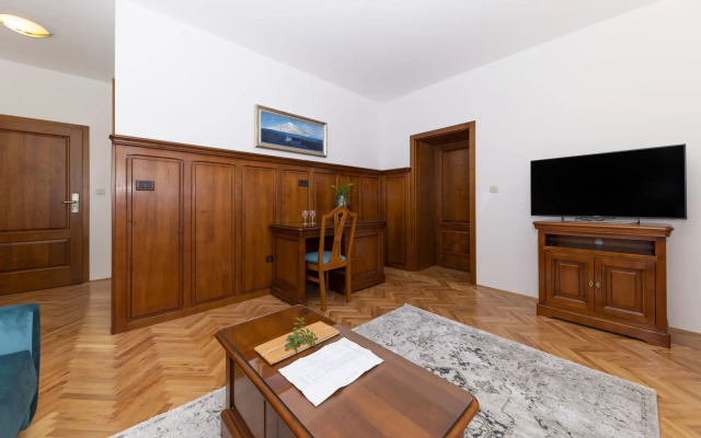 Heritage Hotel Tisno