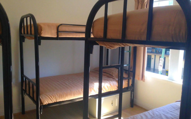 Cozy M Hotel