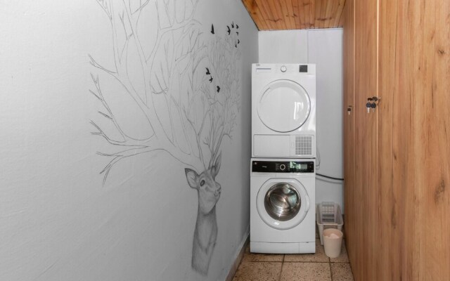 Awesome Home in Breze With Wifi and 2 Bedrooms