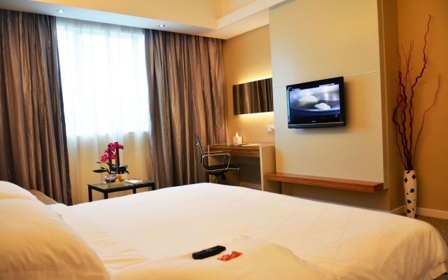Ixora Hotel – Guest Rooms – Perai