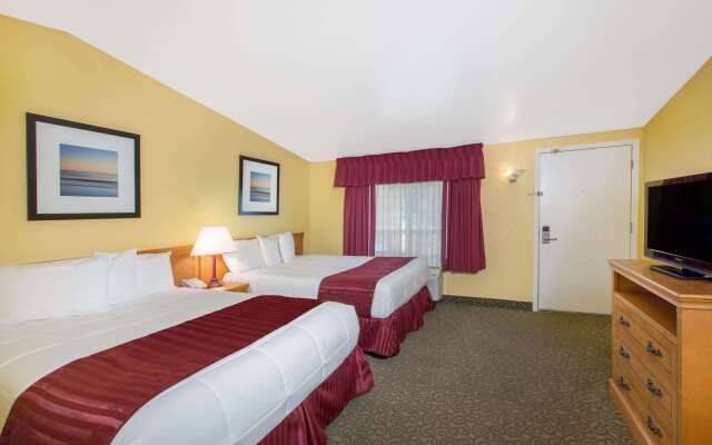 Days Inn by Wyndham Redwood City