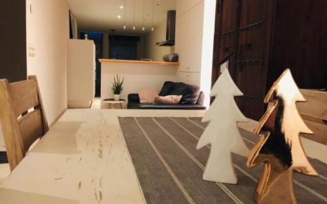 Deluxe Apartment with Shared Pool