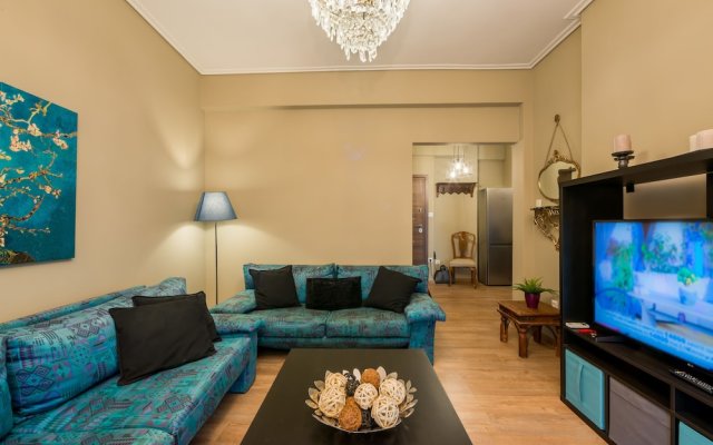 Newly Renovated Flat 10 Min From Metro Station - Adults Only