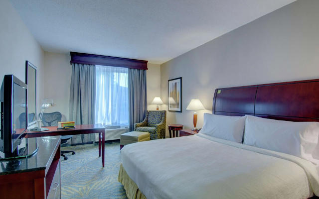 Hilton Garden Inn Norwalk