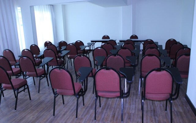 Vertentes Suítes Hotel