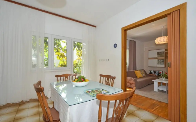 Paž - 28m From the Beach - A1