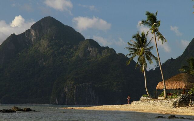 Las Cabanas Beach Resort