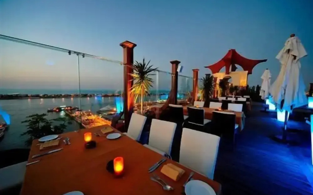 Отель Porto Marina
