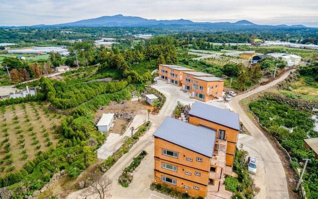 Haedoji Hwangto Town