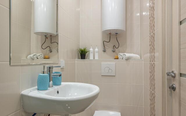 Лайт Апартаменты на улице Юлиуса Фучика 11