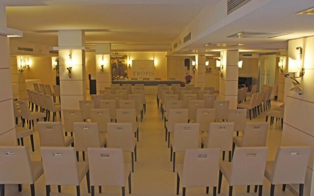 Hotel Tropis
