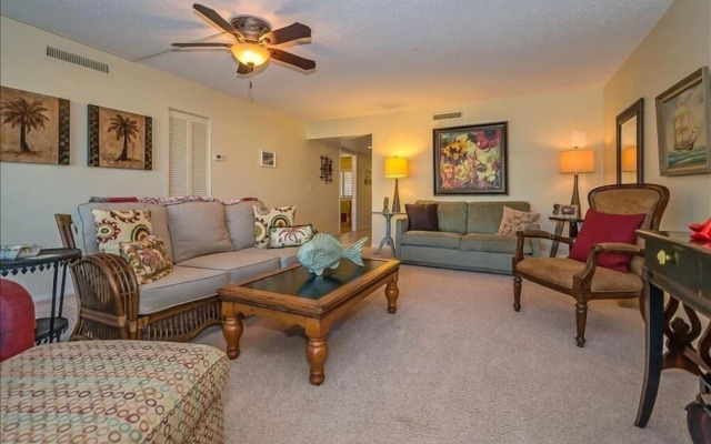 Sea Oats 221 2 Bedroom Home by RedAwning