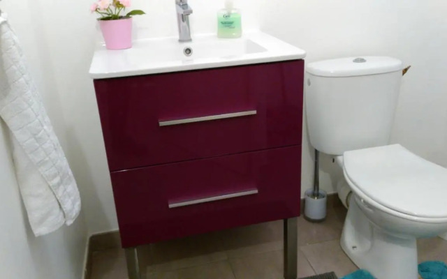 Appartement F3 Avec Parking Privee