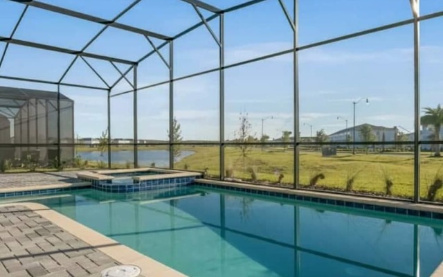 2901 Amazing 8BD Cinema and Game Room