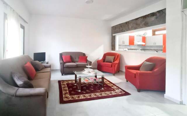 Flat With Garden 5 min to Kyrenia Castle