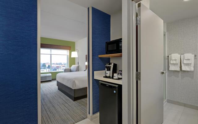 Holiday Inn Express & Suites Collingwood, an IHG Hotel