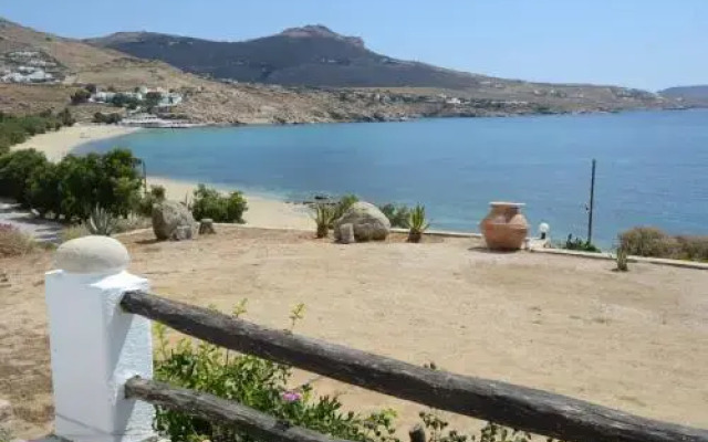 Villas Kalafatis Apartments