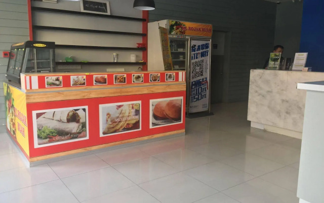 KK Suites Hotel