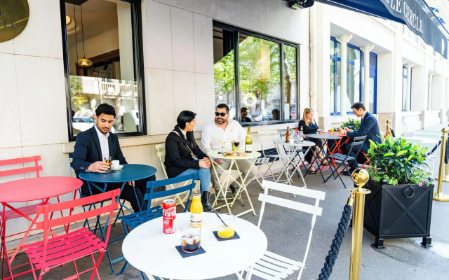 Hotel Le Cercle Tour Eiffel