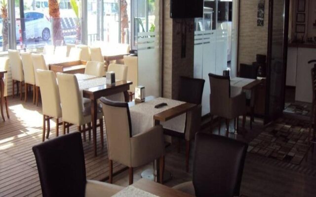 Teos Hotel