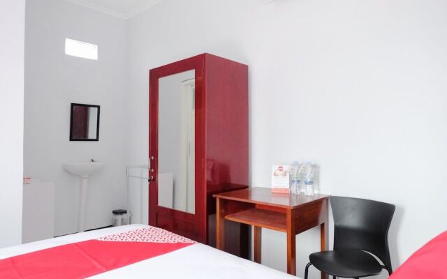 Oyo 437 Hnr Homestay Syariah